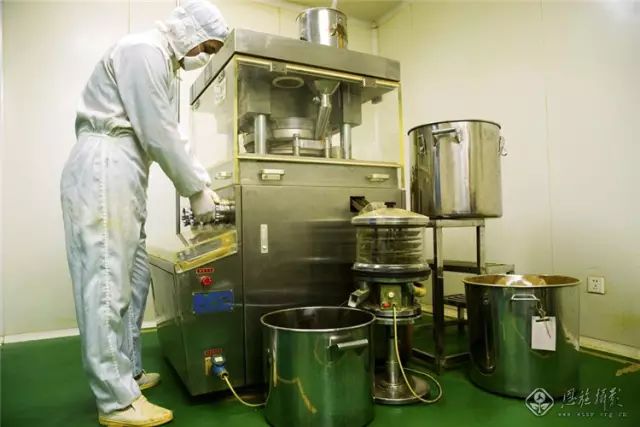 113828217.jpg 3(1).jpg