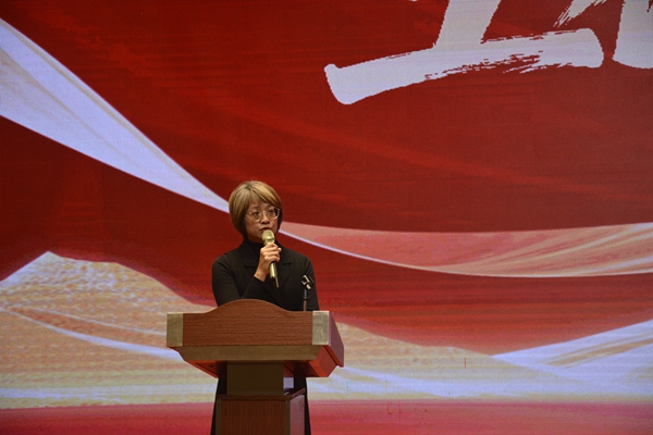 144009.jpg 许董工作报告.jpg